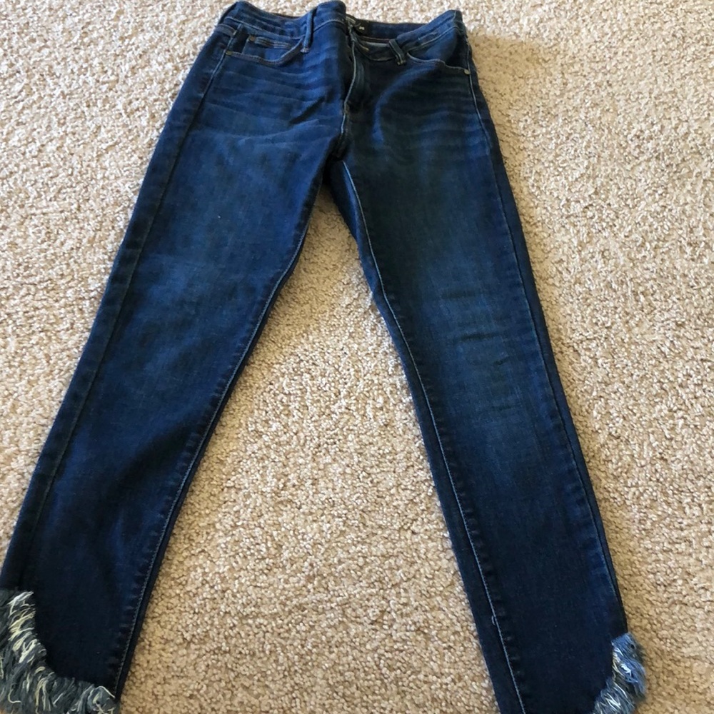 Skinny dark blue jean / size 26